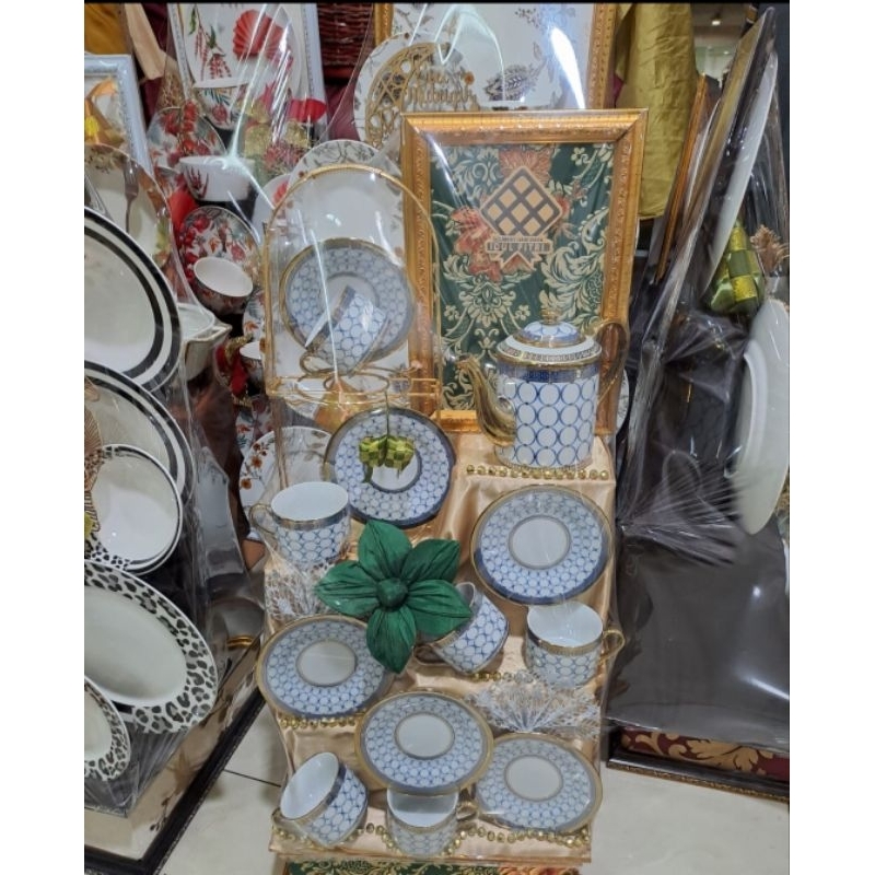 

hampers parcel lebaran tea set 2024