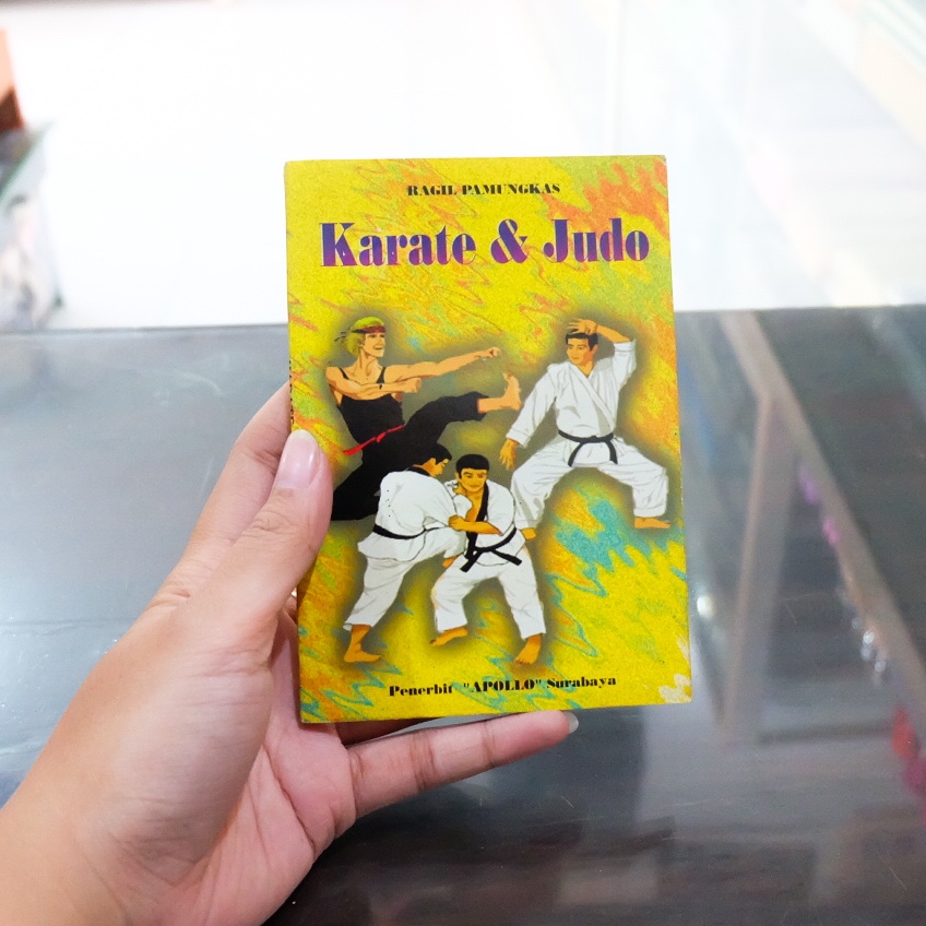 Buku Karate dan Judo