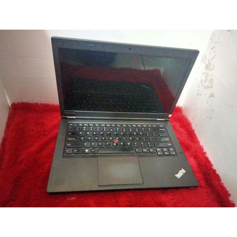 Lenovo THINKPAD T440P CORE I5-4210MRAM8GB/SSD128GB KENCANG