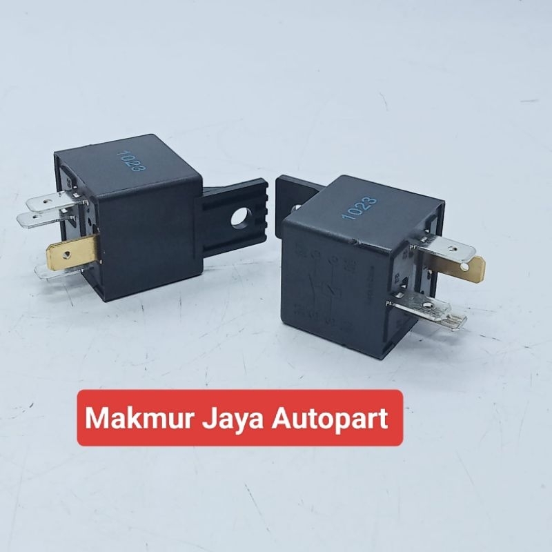 Relay Hella Kaki 4,12 Volt 30 Ampere Relay klakson Relay lampu