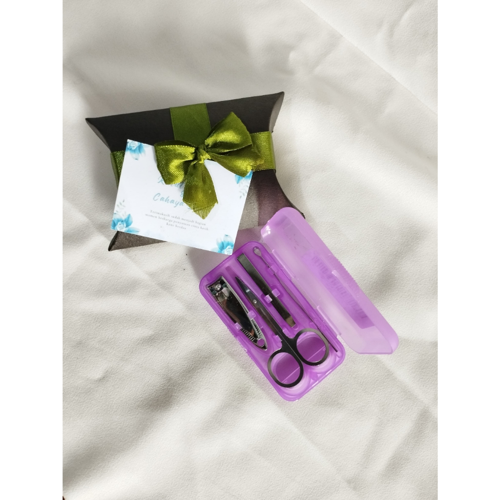 Gunting kuku satu set manicure  gunting mini pemotong kuku souvenir unik souvenir murah souvenir per