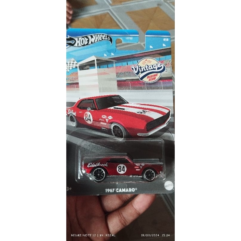 "RARE" hotwheels vintage 1967 Camaro merah