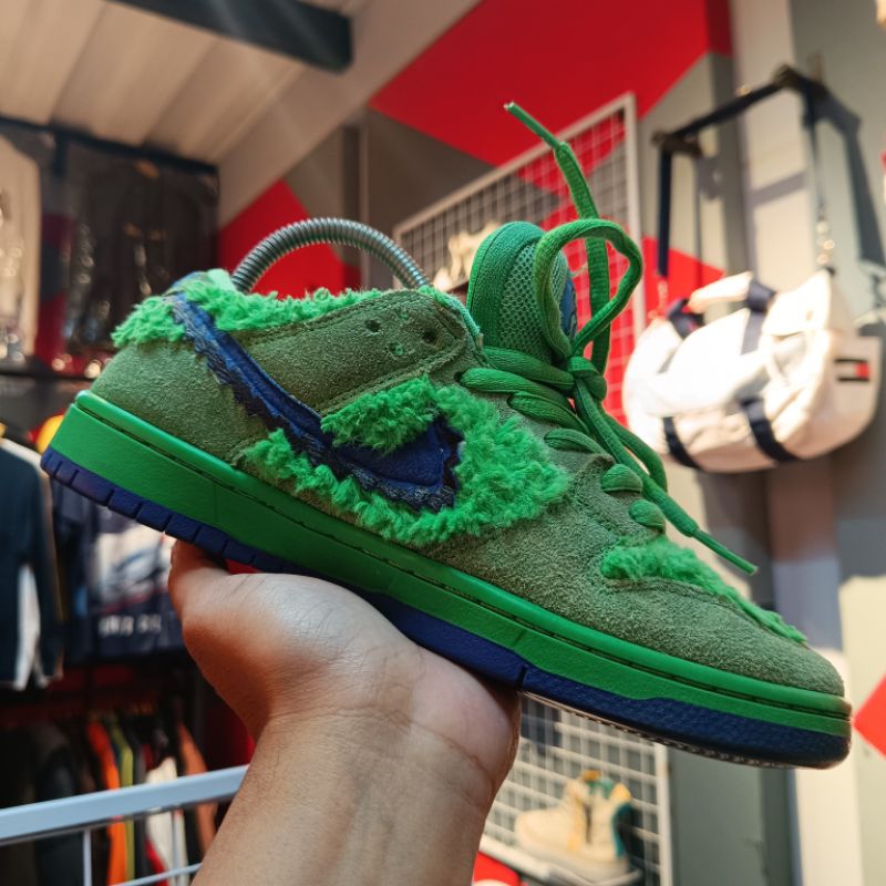 Nike SB Dunk Grateful Dead Bears