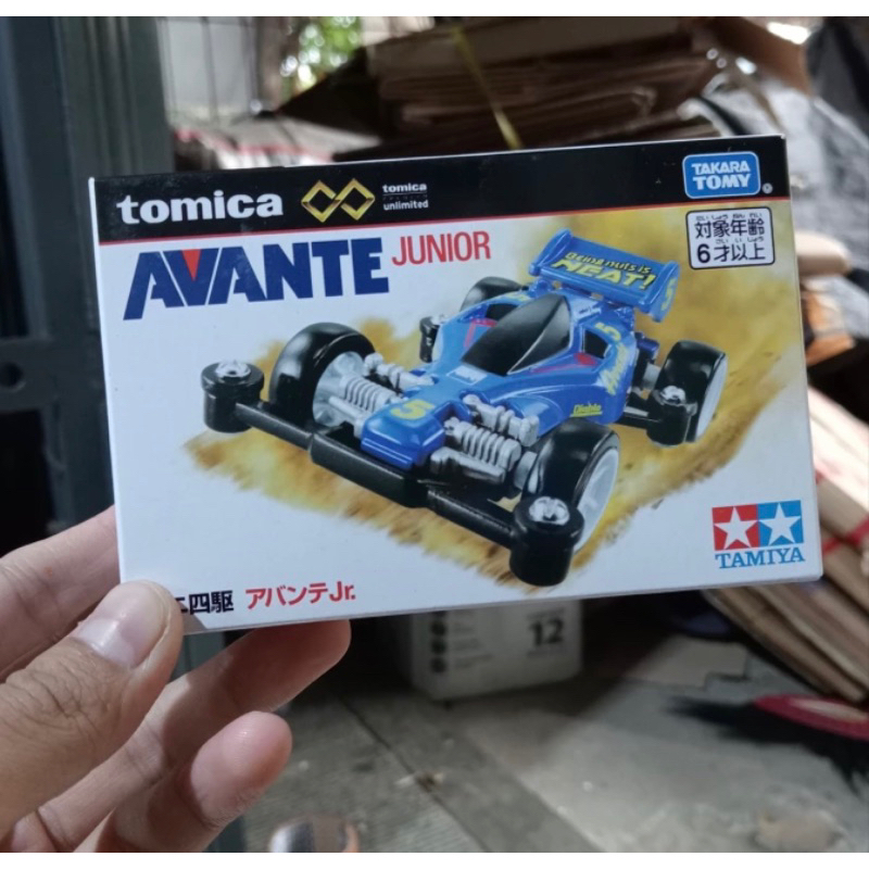 TOMICA UNLIMITED AVANTE JUNIOR