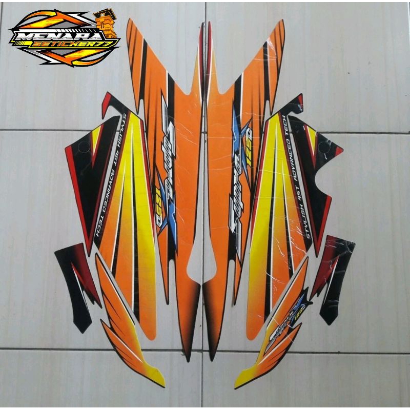 sticker striping motor Honda supra x 125d 2005 orange