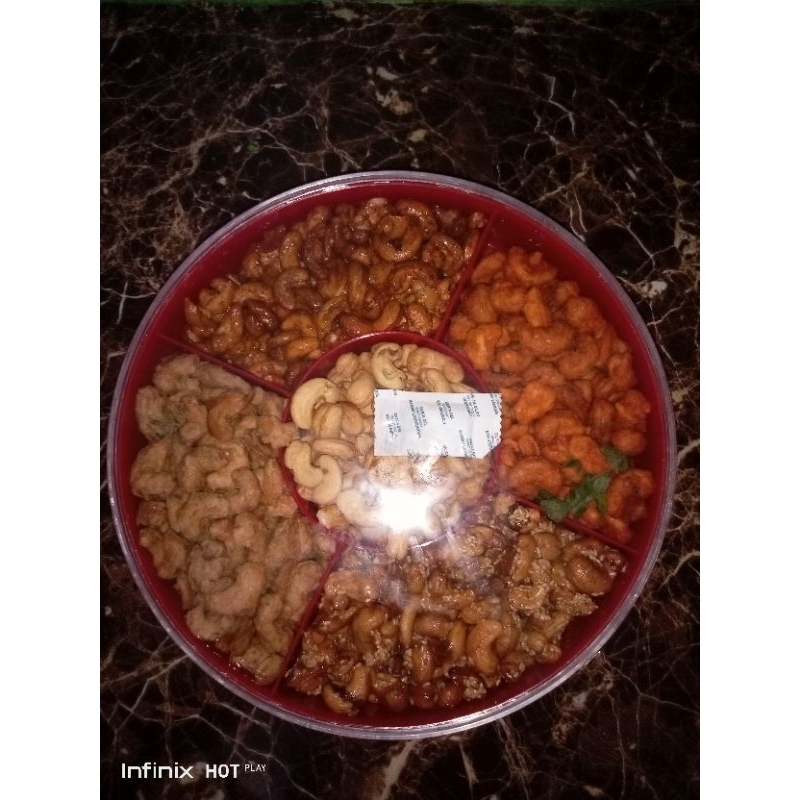 

Kacang Mede Goreng 5 Rasa