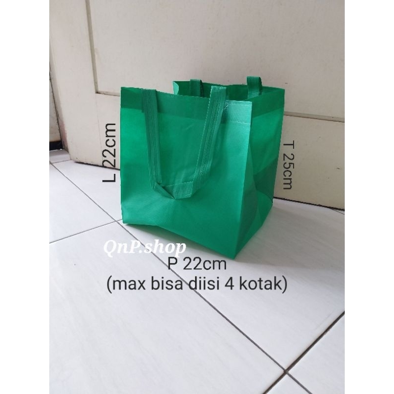 

Tas Spunbond / Goodie Bag Tebal