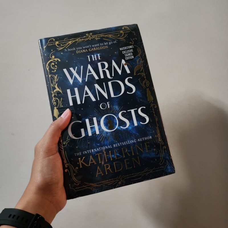 SV6 The Warm Hands of Ghost - Katherine Arden (HC exclusive waterstones)