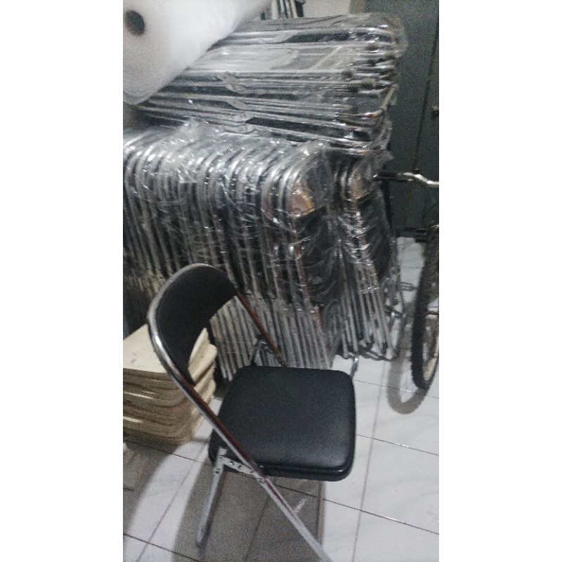 kursi lipat chitose