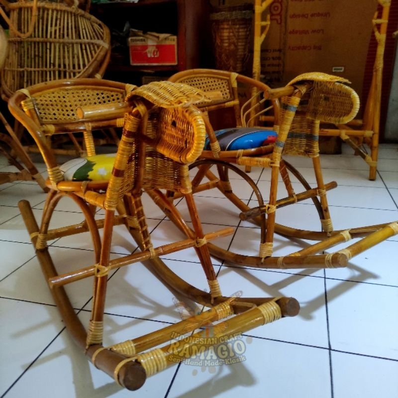 MAINAN KUDA KUDAAN ANAK BAHAN ROTAN ASLI KUDA JUNGKIT ANAK ROTAN ASLI JADUL KLASIK