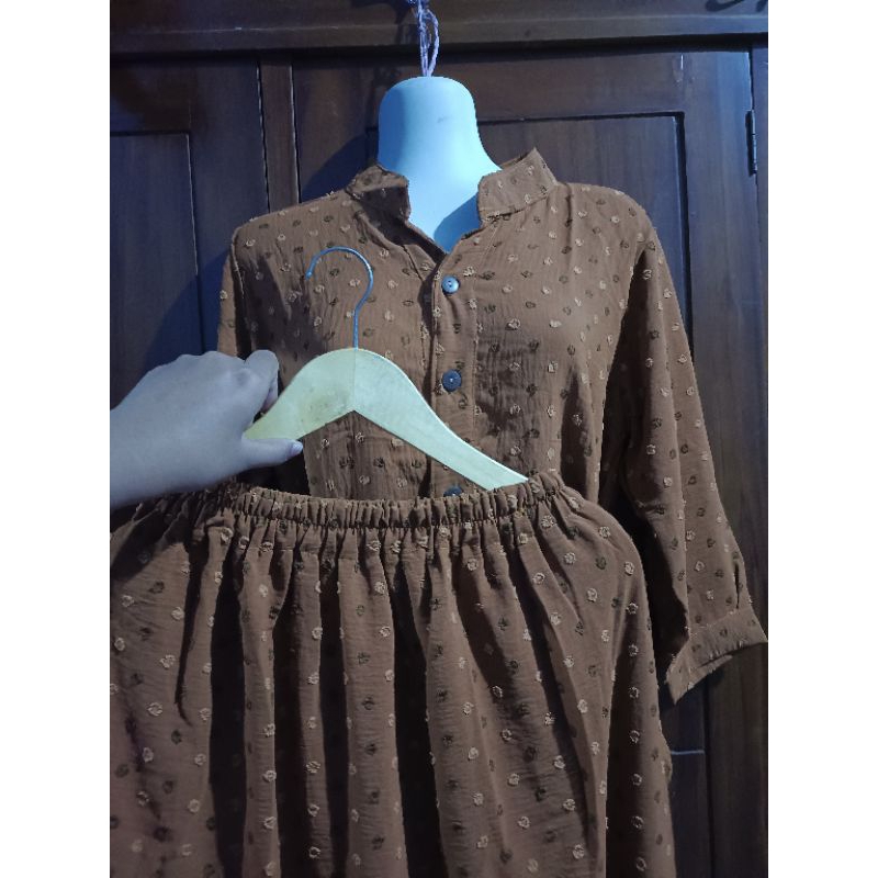 SETELAN WANITA KEKINIAN SETROK ANDALAN CRINKLE RUBI TWOTONE  SETROK CRINGKEL RUBY SETELAN ROK TUNIK 