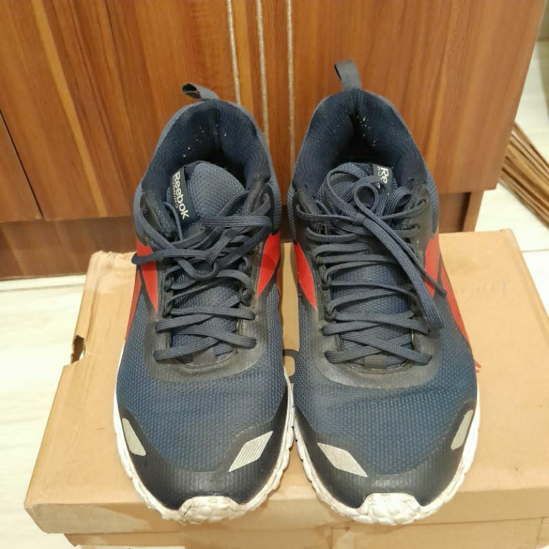 reebok triplehall ( running shoes )