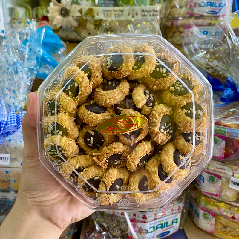 

Wenny’s Cookies Thumprint Cheese