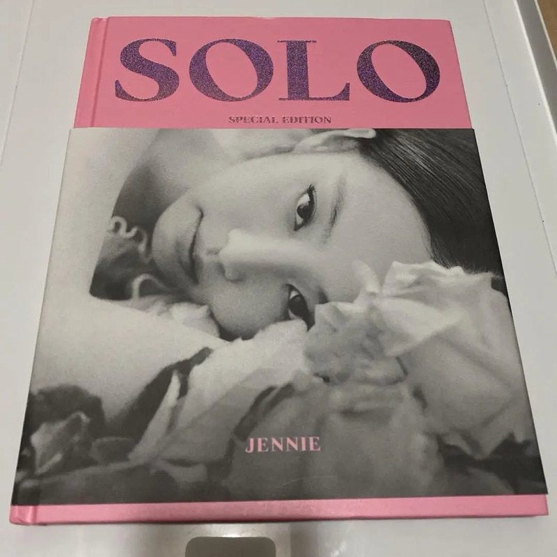 PHOTOBOOK JENNIE SOLO SPECIAL EDITION