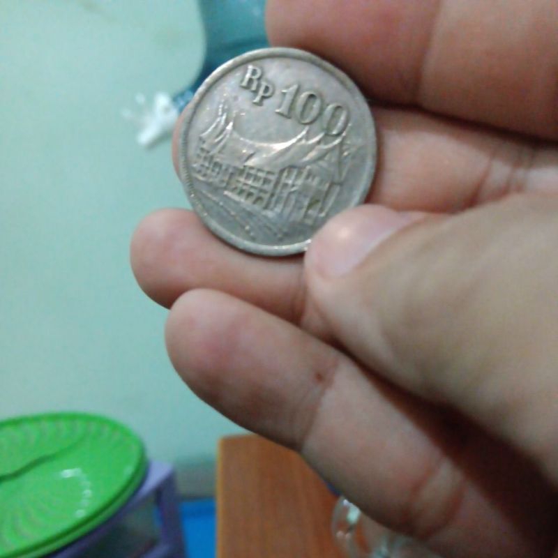 Uang Koin Rp 100 Rupiah Logam Kuno Rumah Gadang Seratus Perak Tebal