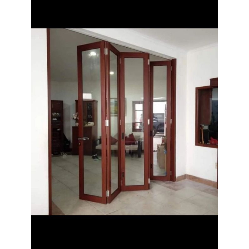 Pintu Lipat Kaca Aluminium Urat Kayu