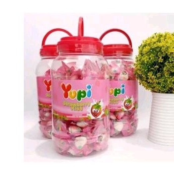 

Permen yupi strawberry kiss roples 300gram