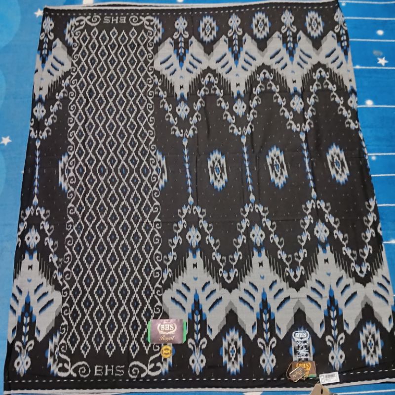 Sarung BHS Kawung KGN Royal Gold Hitam