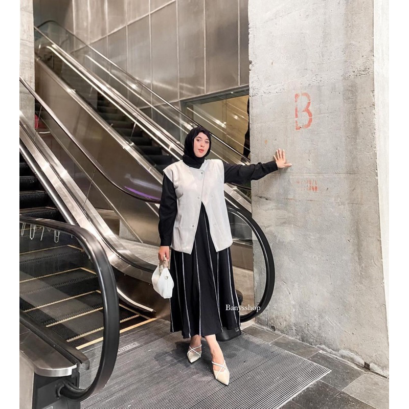 Meridian 3D Skirt | Rok Panjang Garis Putih | Rok Hitam