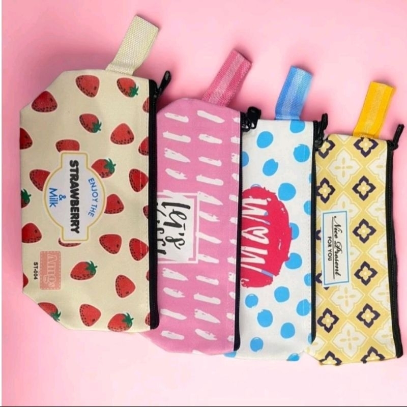 

Dompet tempat pensil/ pouch pensil motif lucu import