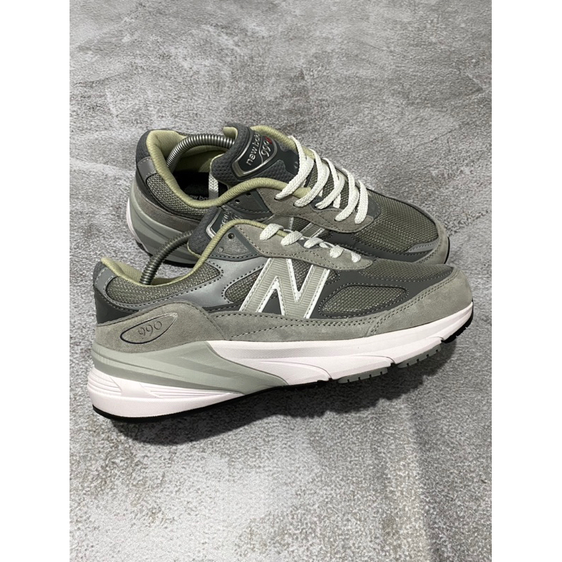 SEPATU NEW BALANCE 990 v6