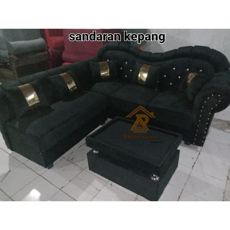 Kursi sofa selonjor sudut kancing