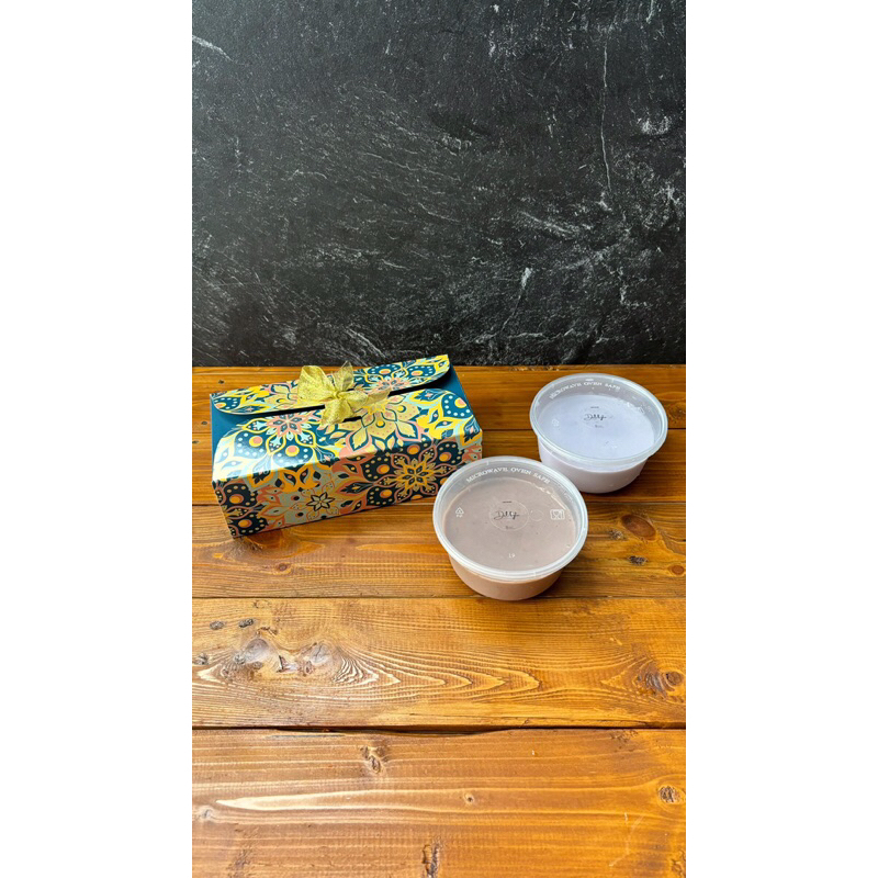 

Hampers Lebaran Eid Gift