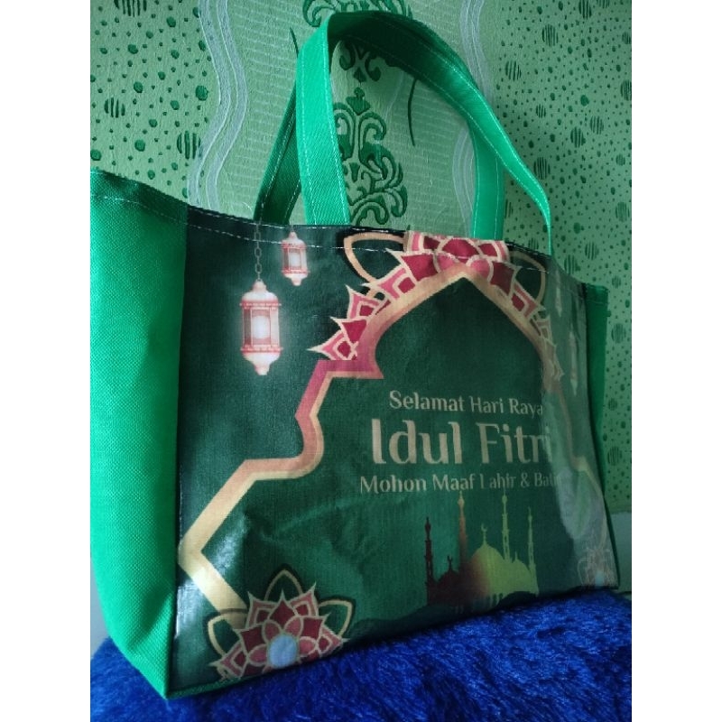 

Tas Parcel Tas Jajan Lebaran Tebal Murahhhhhhhhh