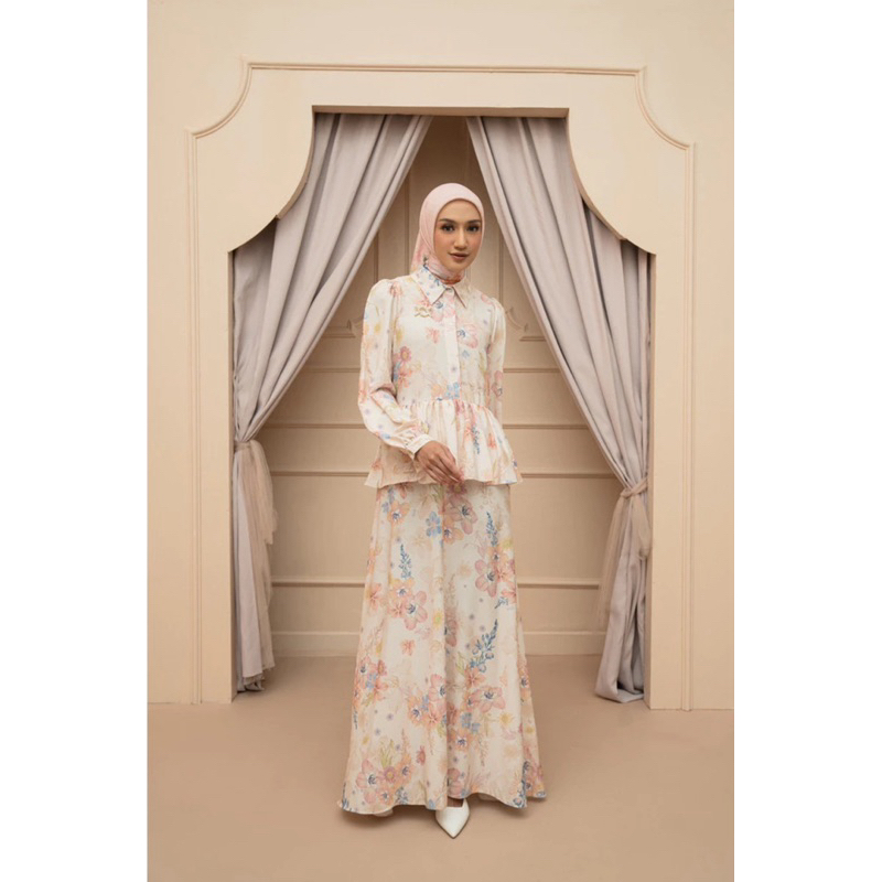 READY STOCK Klamby - Namora Dress Chantilly