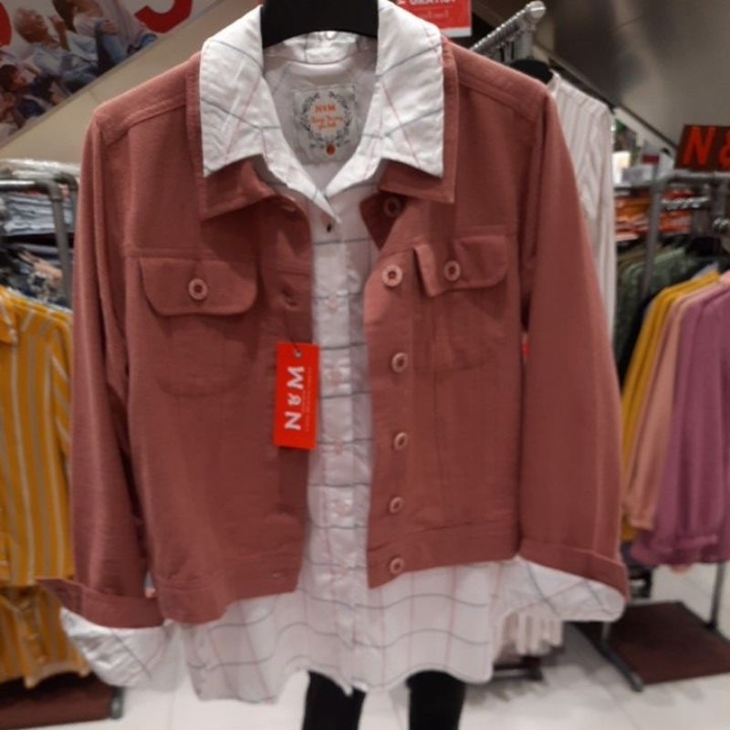 one Set jaket crop Kekinian wanita by novel mice ukuran s-xxl