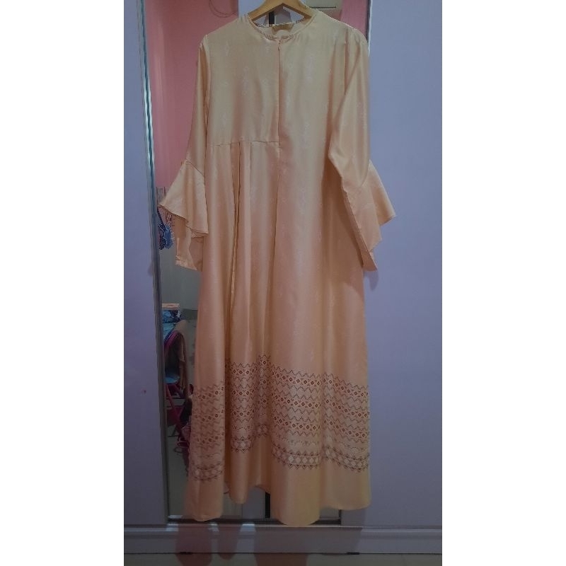 Gamis Silk Sutra Preloved
