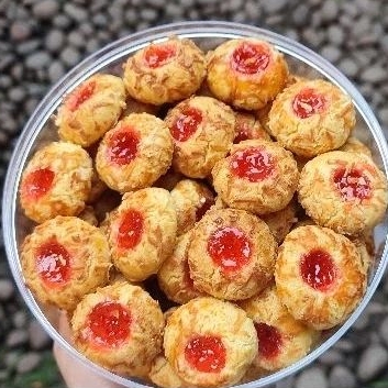 

Thumbprint Strawberry