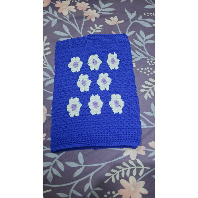 

*Handcea* Handmade Daisy Book Cover