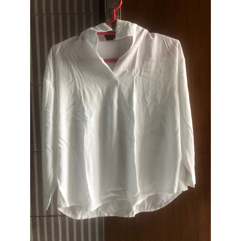 blouse putih by monica the label