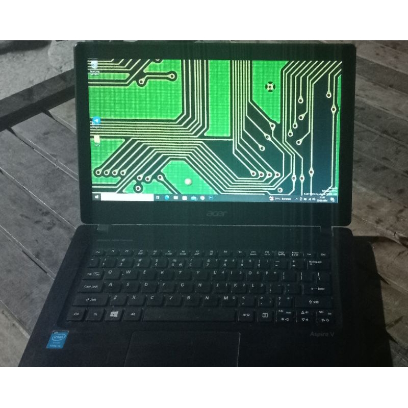 laptop seken acer aspire v3-371 core i5