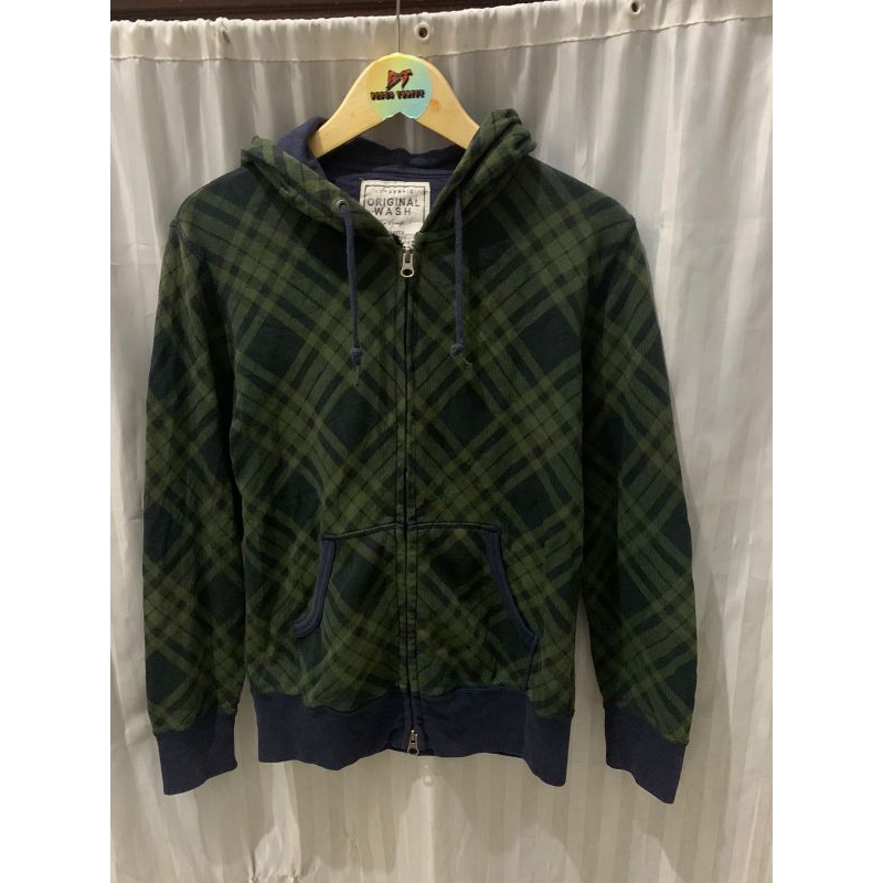 zip hoodie uniqlo tartan