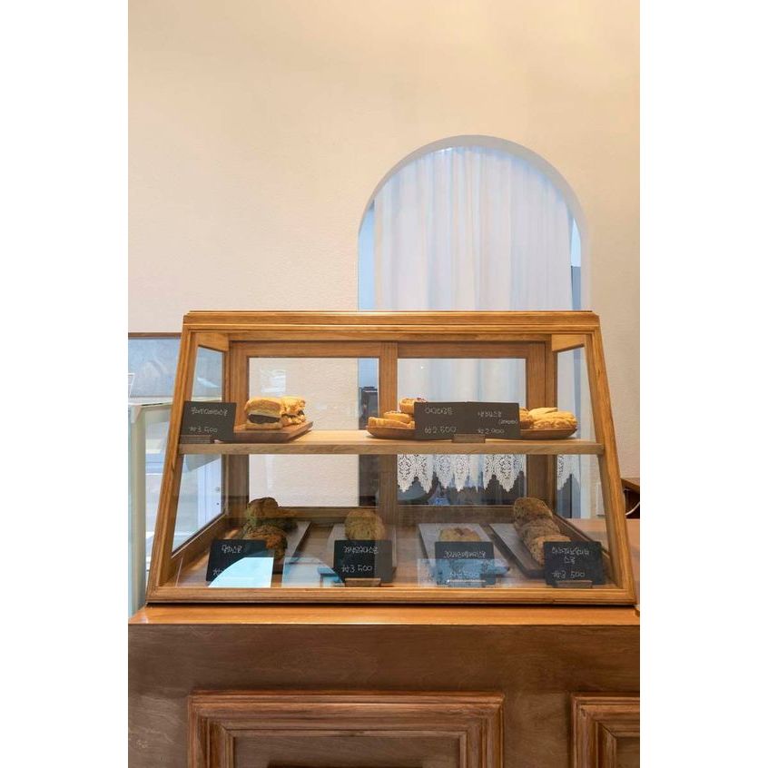 ETALASE KUE / ETALASE CAKE / Etalase Kayu Jati Belanda / Etalase akrilik