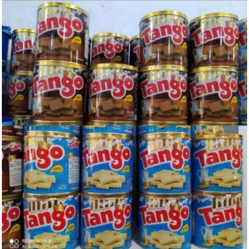 

wafer Tango kaleng random