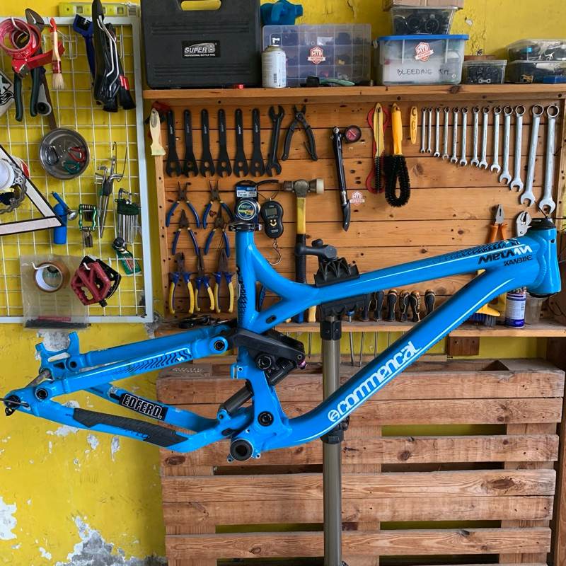 frame commencal meta am