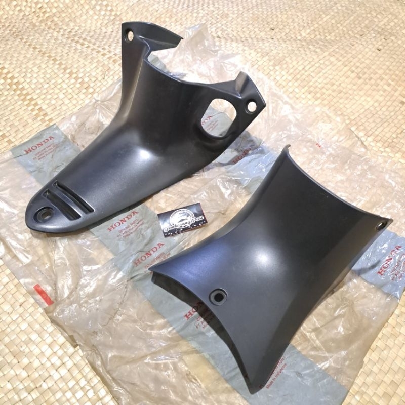 COVER CENTER KONTAK LEKSIL SAYAP TENGAH HONDA SUPRA X 125 OLD LAMA ORIGINAL AHM