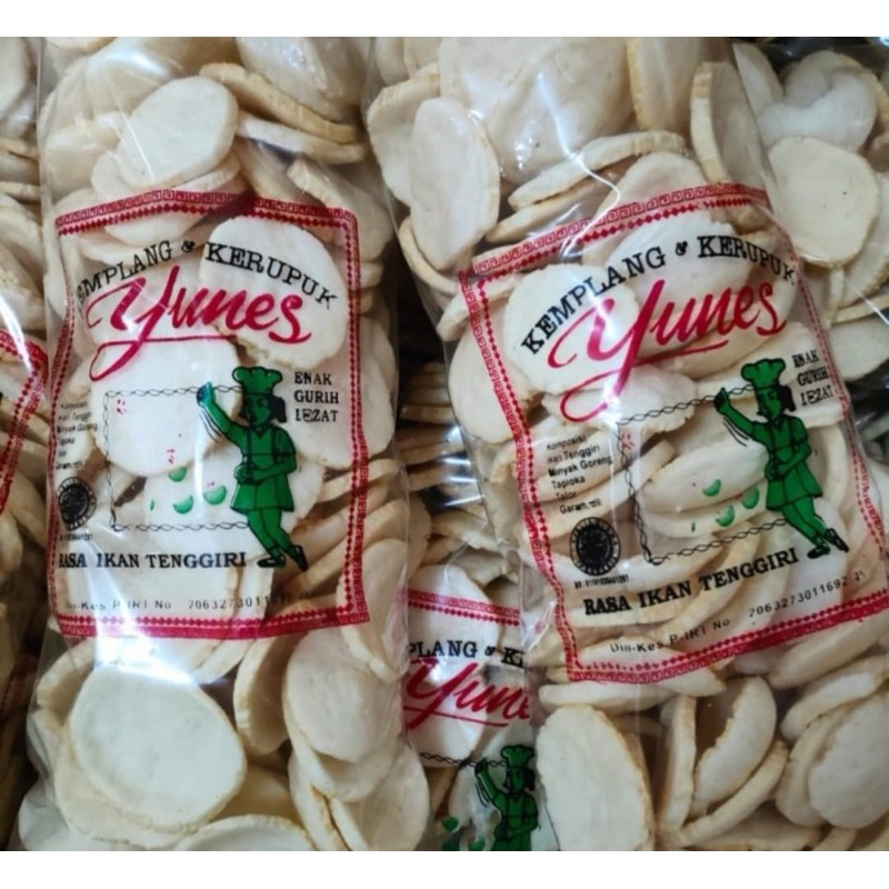 

KERUPUK BANGKA IKAN TENGGIRI YUNES 250gr ASLI IKAN TENGGIRI
