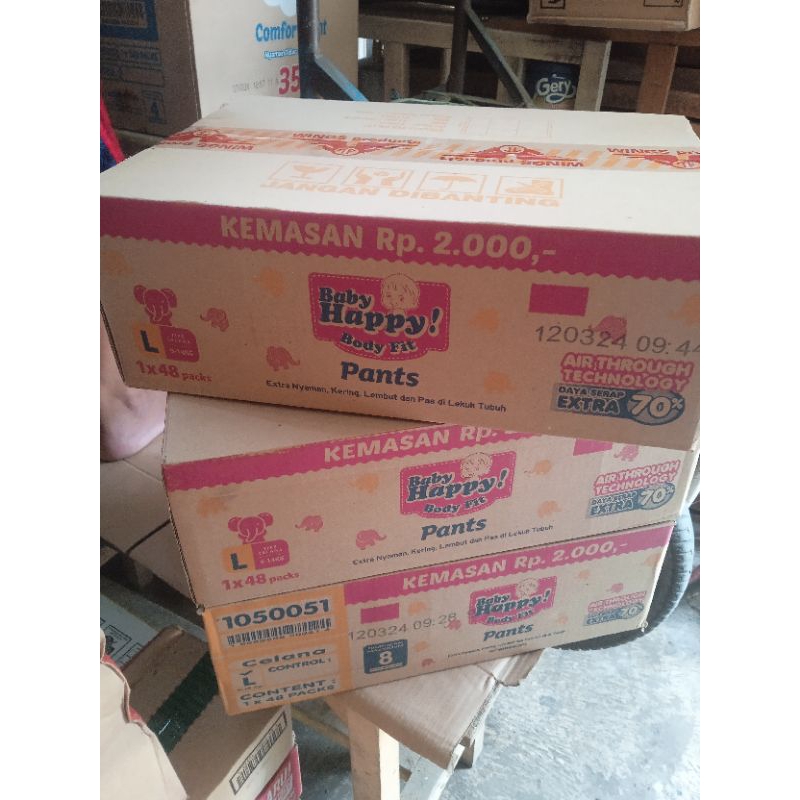 

kardus bekas popok bayi tebal /10pcs