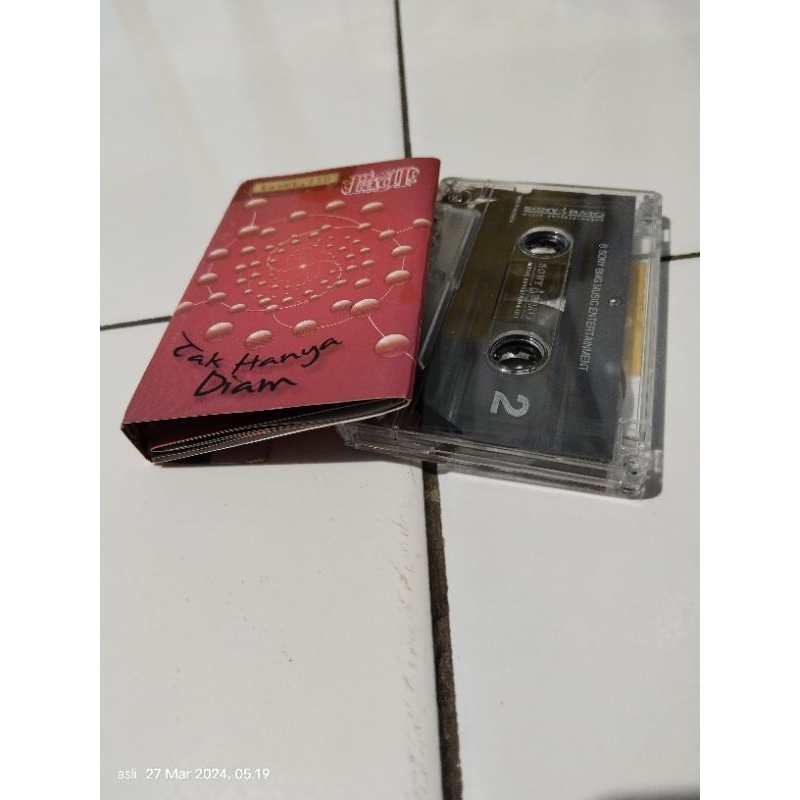 kaset pita padi / tak hanya diam