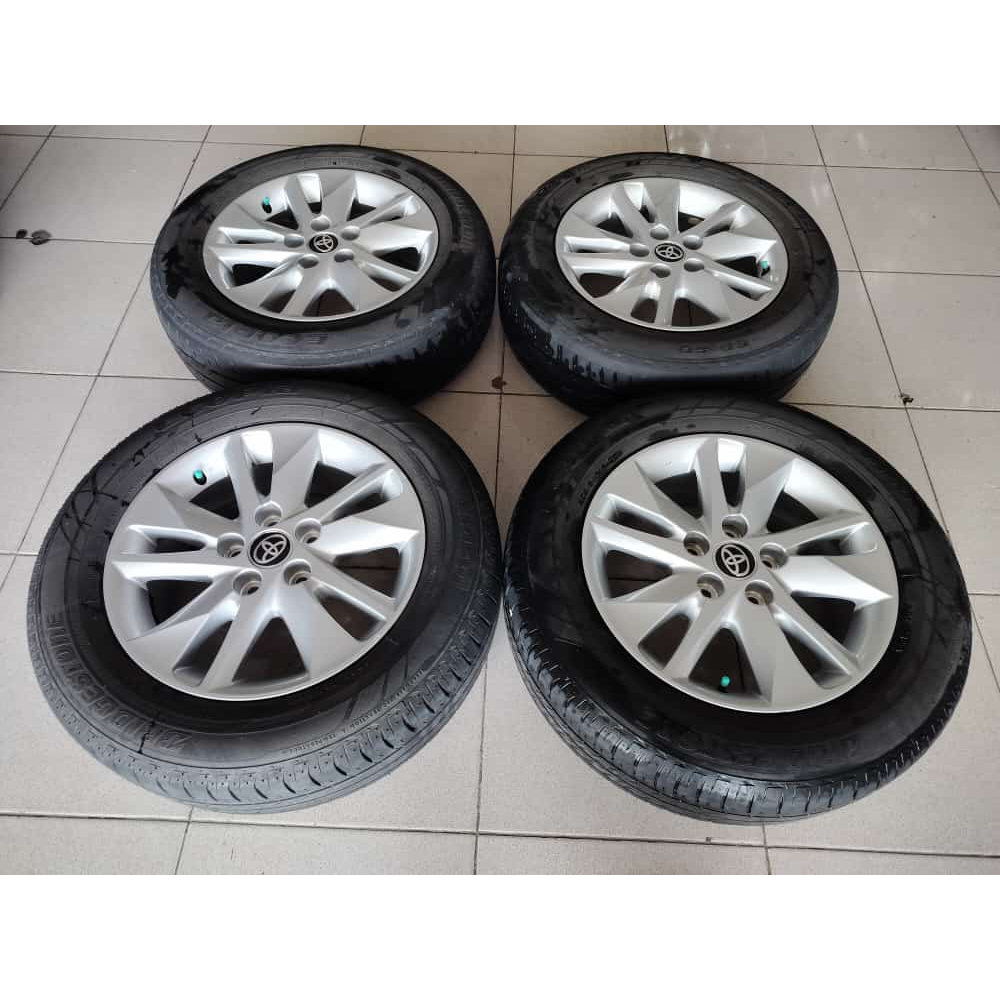 Velg Mobil Murah Bekas Inova Reborn Ring 16 Lebar 6 Inch Hole 5 x 114,3 Et 30 Warna Silver + Ban Dun