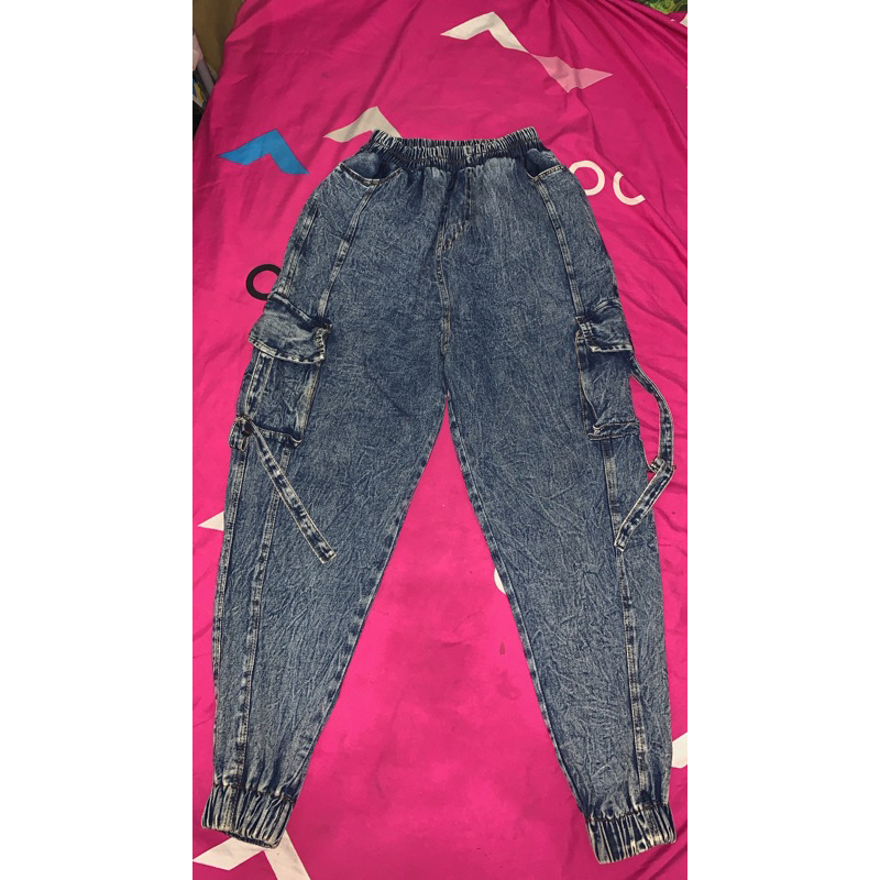 Preloved celana jogger