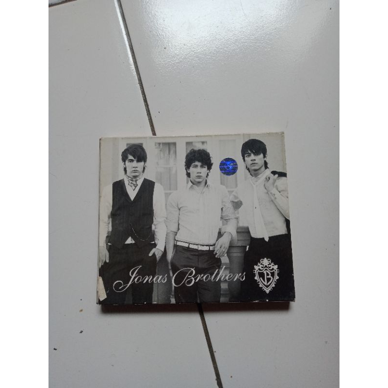 CD Jonas Brothers