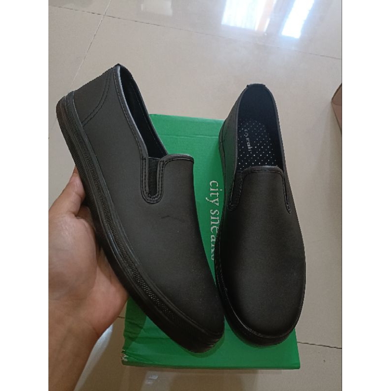 36½ payless clearance sale city sneaks gia black