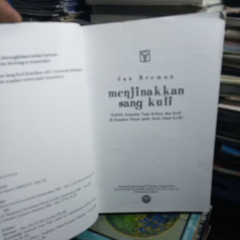 BUKU MENJINAKKAN SANG KULI OLEH JAN BREMAN)