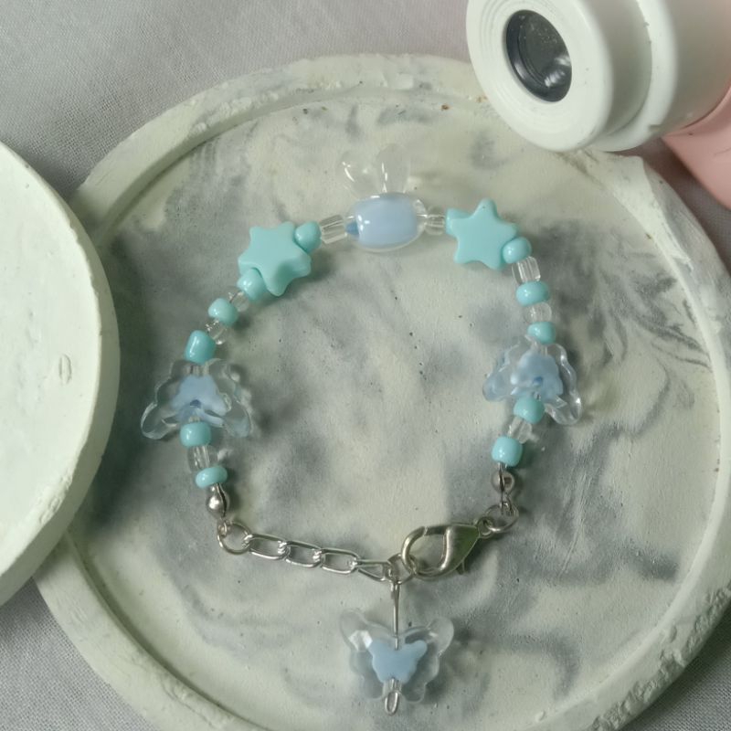 /melodie gelang manik manik biru laut