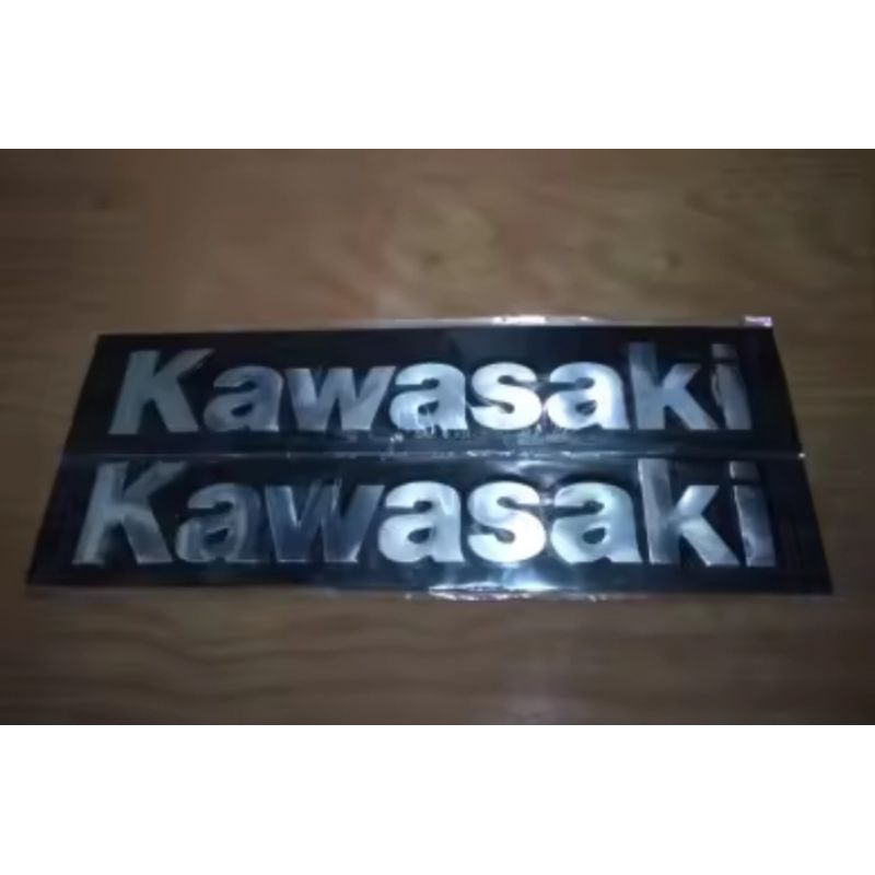 Stiker Timbul Stiker Embos Tulisan Kawasaki Sepasang